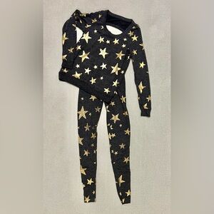 CHASER // Star Pattern Pajamas. SZ: XS. Heather Gray, Gold.